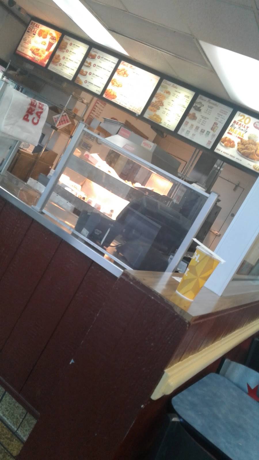 Churchs Chicken | restaurant | 2806 W Cermak Rd, Chicago, IL 60623, USA | 7735230494 OR +1 773-523-0494