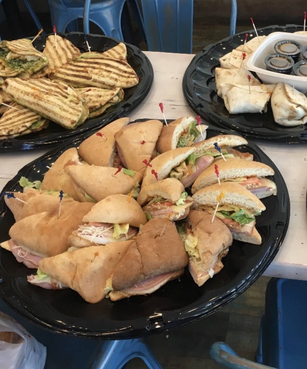 Tropical Smoothie Café | restaurant | 1595 Glidewell Dr B7, Burlington, NC 27215, USA | 3367924118 OR +1 336-792-4118