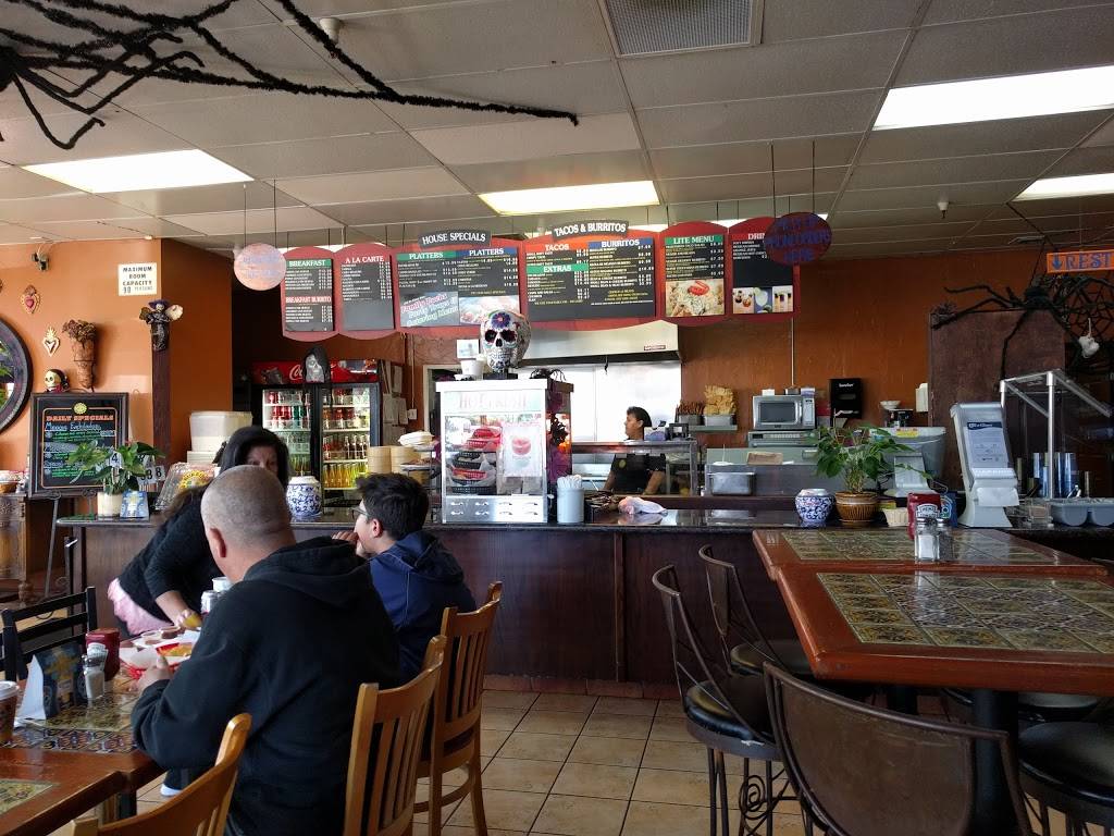 Burrito Factory | restaurant | 124 Blossom Hill Rd, San Jose, CA 95123, USA | 4082242215 OR +1 408-224-2215