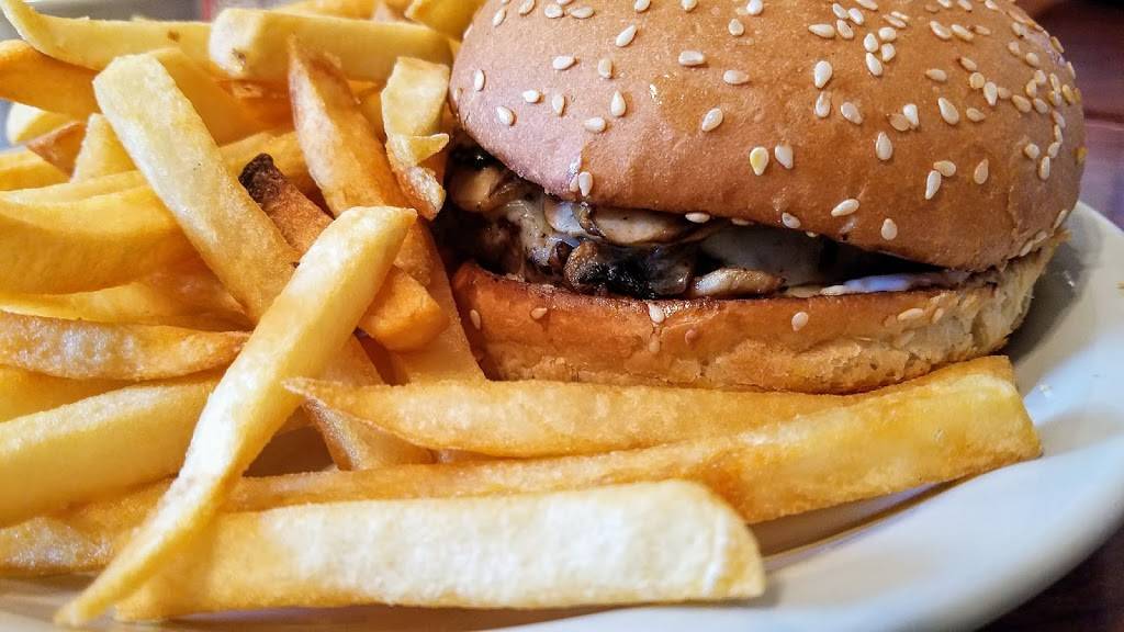 Galt Old town Diner | restaurant | 227 S Lincoln Way, Galt, CA 95632, USA | 2097452260 OR +1 209-745-2260