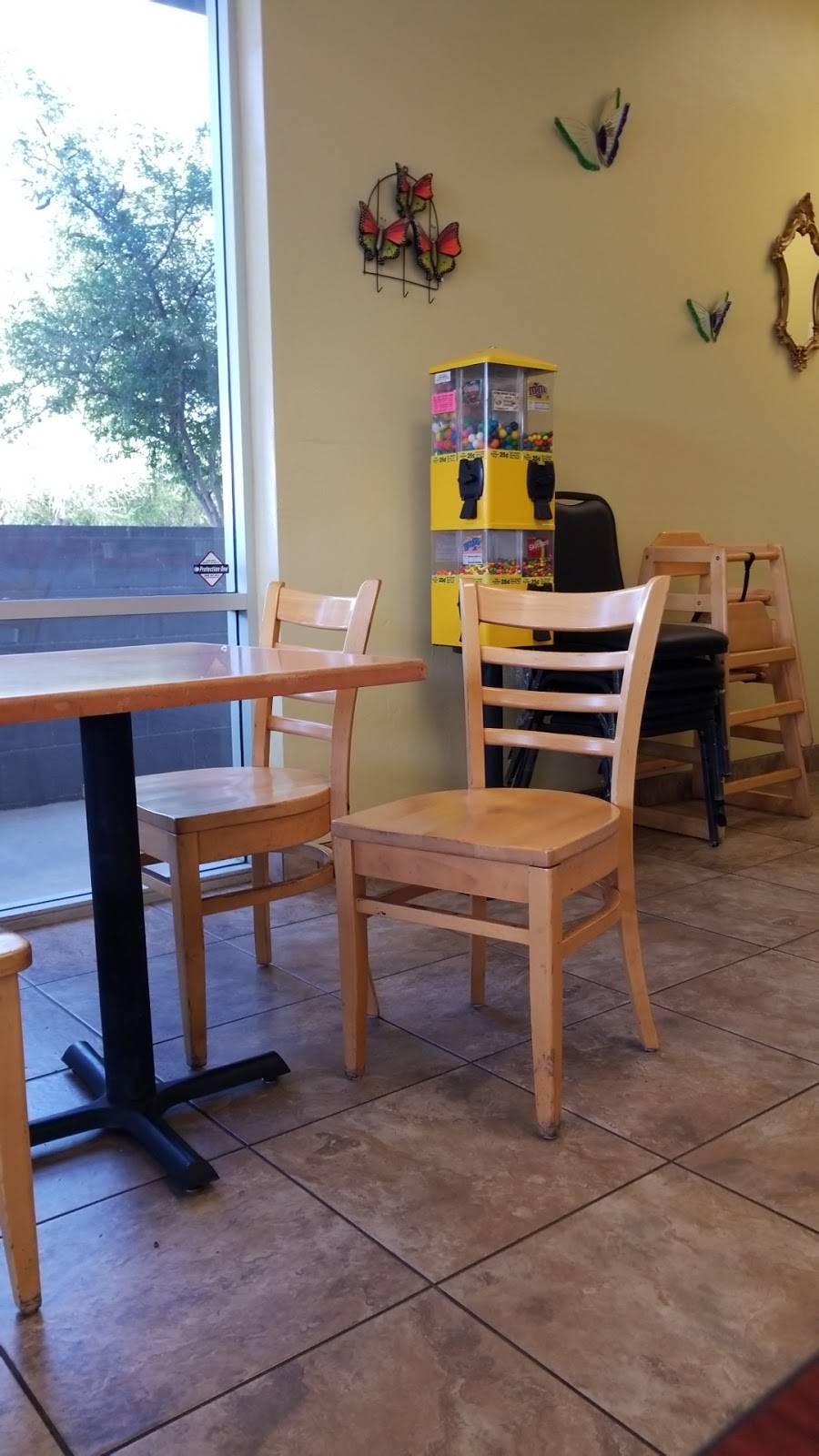 Angelas Mexican Food | restaurant | 9190 N Coachline Blvd, Tucson, AZ 85743, USA | 5205724040 OR +1 520-572-4040