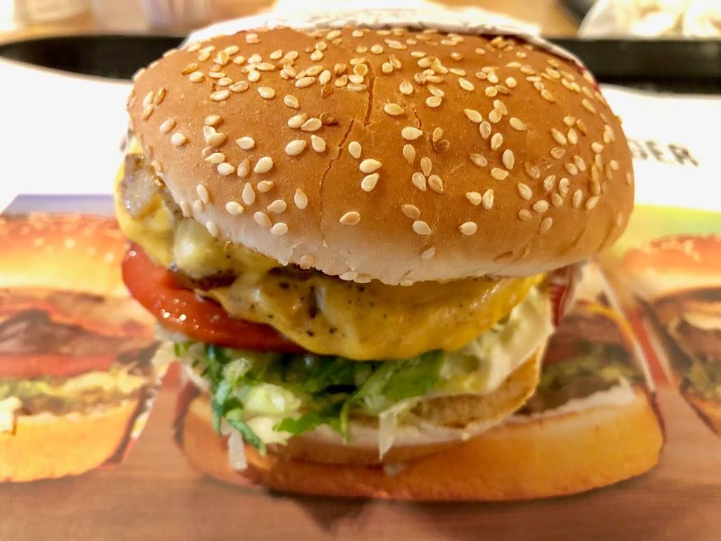 The Habit Burger Grill | meal takeaway | 3733 E Foothill Blvd, Pasadena, CA 91107, USA | 6263511122 OR +1 626-351-1122