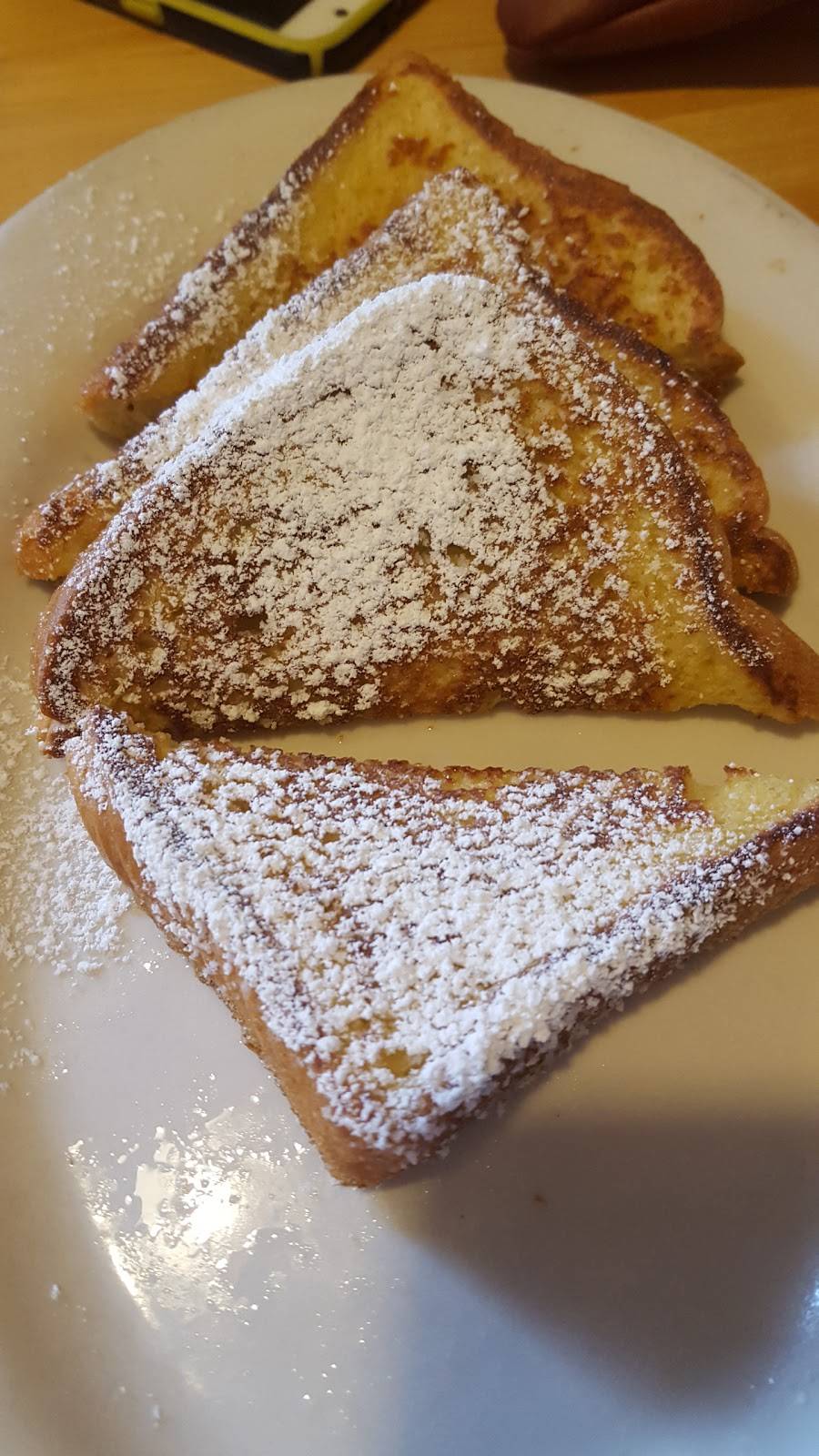 Lucas Coney Island | restaurant | 22689 Pontiac Trail, South Lyon, MI 48178, USA | 2484910045 OR +1 248-491-0045