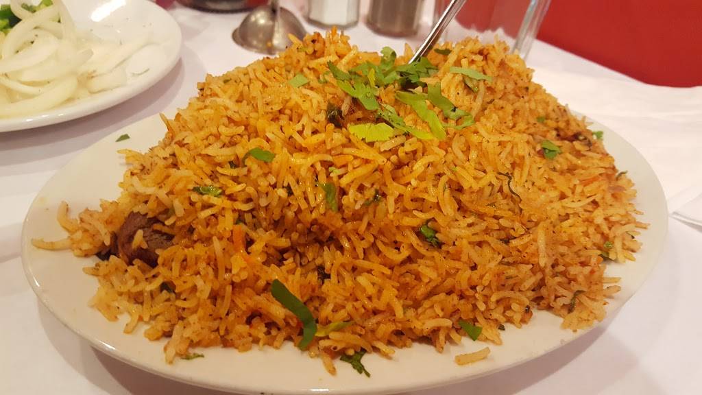 Hemas Kitchen | restaurant | 2439 W Devon Ave, Chicago, IL 60659, USA | 7733381627 OR +1 773-338-1627