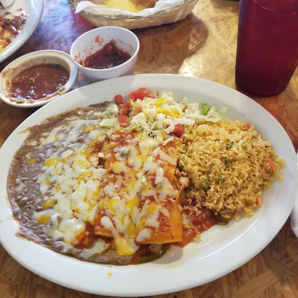 Panchos Villa Mexican Restaurant | restaurant | 32804 Pennsylvania Ave, San Antonio, FL 33576, USA | 3525883037 OR +1 352-588-3037