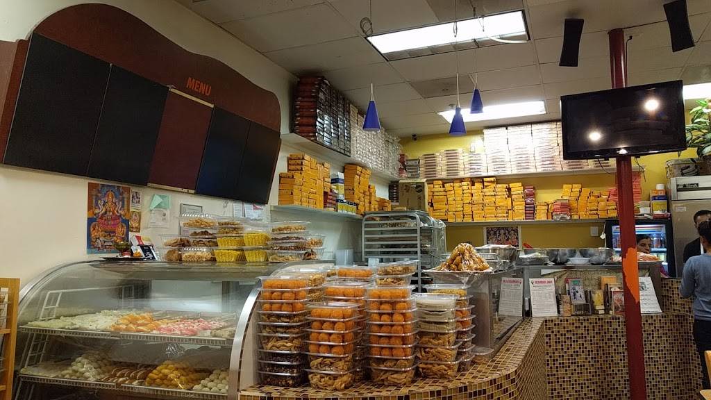 Bikaner Sweets Chaat Cafe | restaurant | 808 W El Camino Real, Sunnyvale, CA 94087, USA | 4084759767 OR +1 408-475-9767
