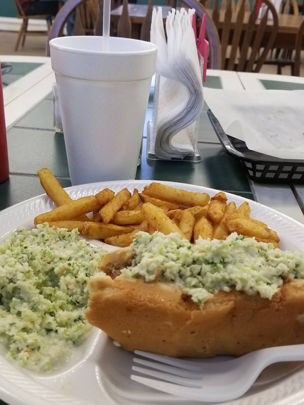 Out To Eat | restaurant | 139 S Main St, Six Mile, SC 29682, USA | 8645063928 OR +1 864-506-3928