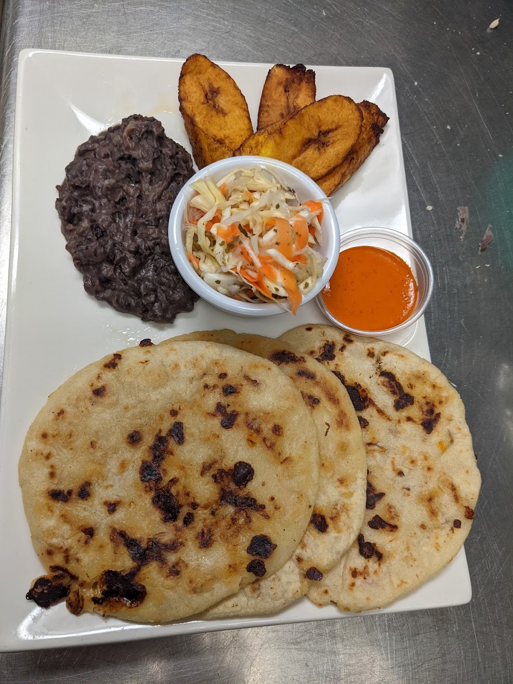 La Nueva de Oaxaca | restaurant | 3334 Irving Blvd, Dallas, TX 75247, USA | 4697302660 OR +1 469-730-2660