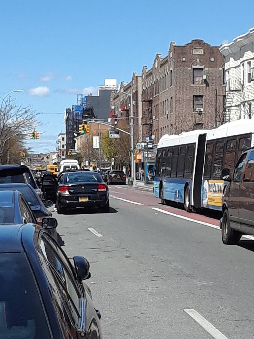 Bebe Fritay | restaurant | 826 Rogers Ave, Brooklyn, NY 11226, USA | 7186761636 OR +1 718-676-1636