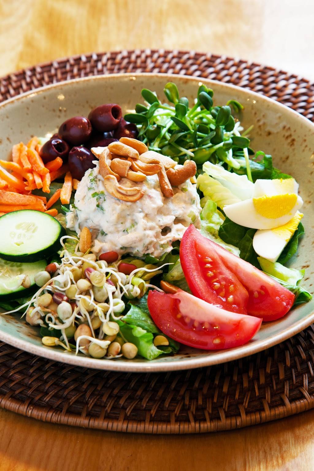 Good Earth | restaurant | 3460 W 70th St, Edina, MN 55435, USA | 9529251001 OR +1 952-925-1001