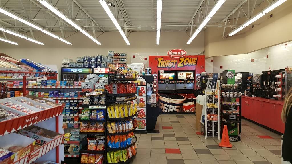 Kum & Go | meal takeaway | 609 Central Ave W, Hampton, IA 50441, USA | 6414565106 OR +1 641-456-5106