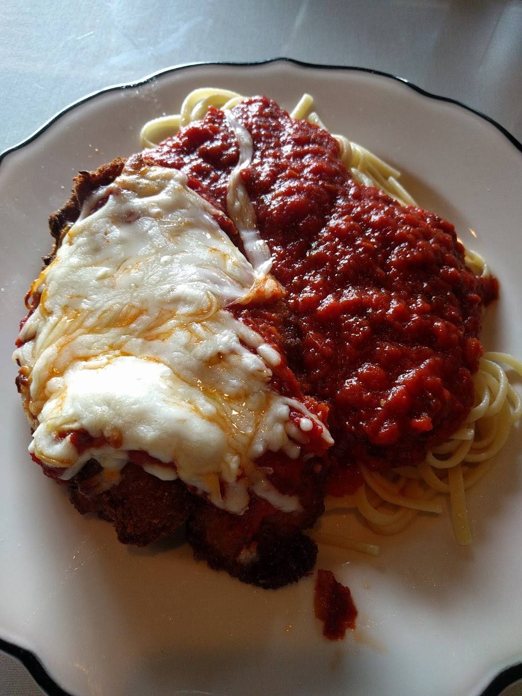 Pestos Persian & Italian Cuisine | restaurant | 566 S 5th St, Louisville, KY 40202, USA | 5025840567 OR +1 502-584-0567