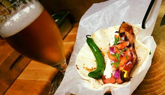 Cigars & Stripes BBQ Lounge | night club | 6715 Ogden Ave, Berwyn, IL 60402, USA | 7084841043 OR +1 708-484-1043