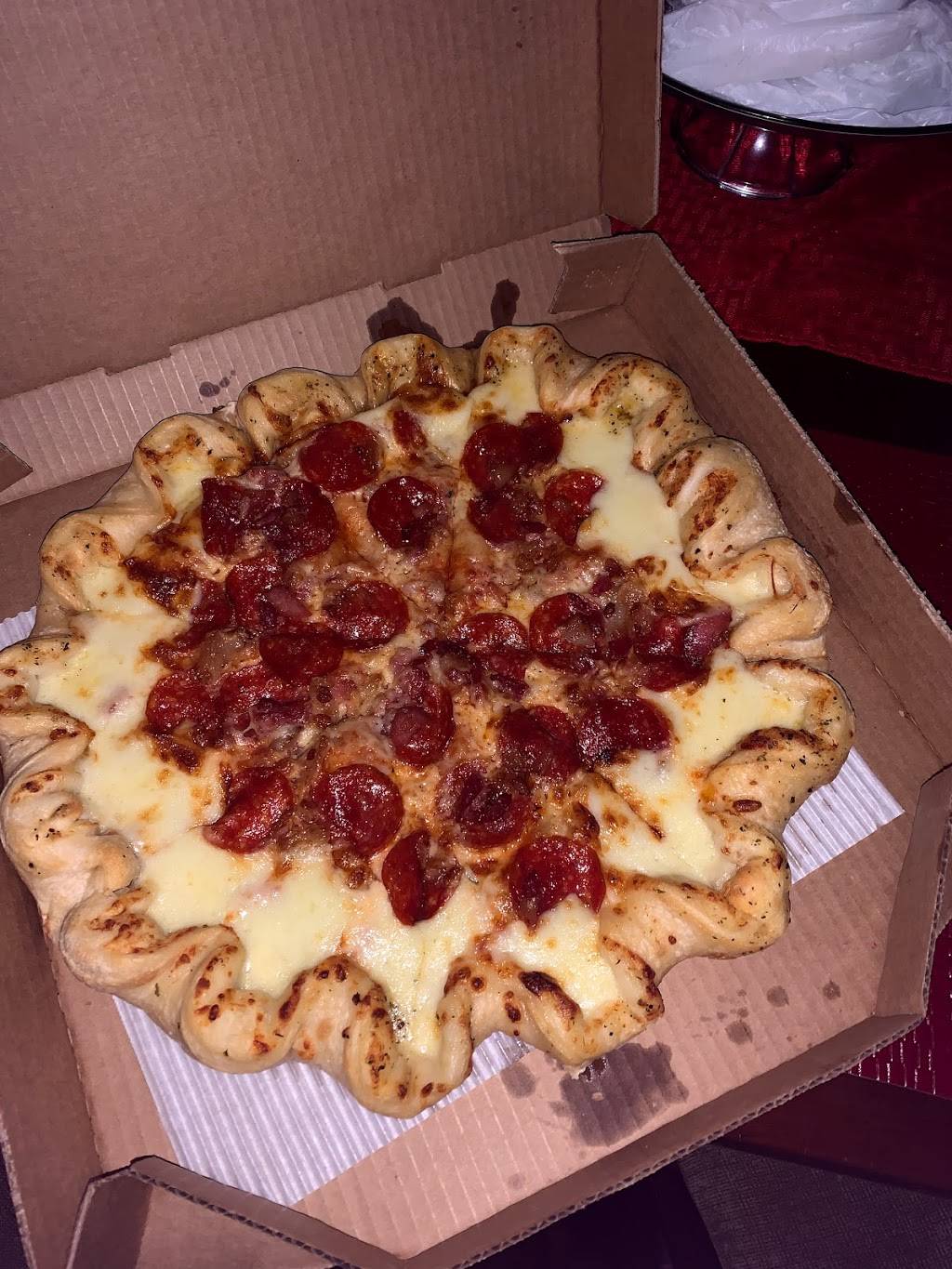 Pizza Hut | meal takeaway | 19960 NW 2nd Ave, Miami, FL 33169, USA | 3056540007 OR +1 305-654-0007