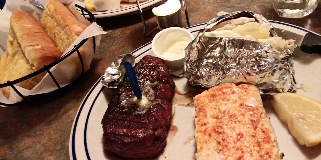 Mama Mias Italian Restaurant | restaurant | 207 E Pearl St, Ishpeming, MI 49849, USA | 9064855813 OR +1 906-485-5813