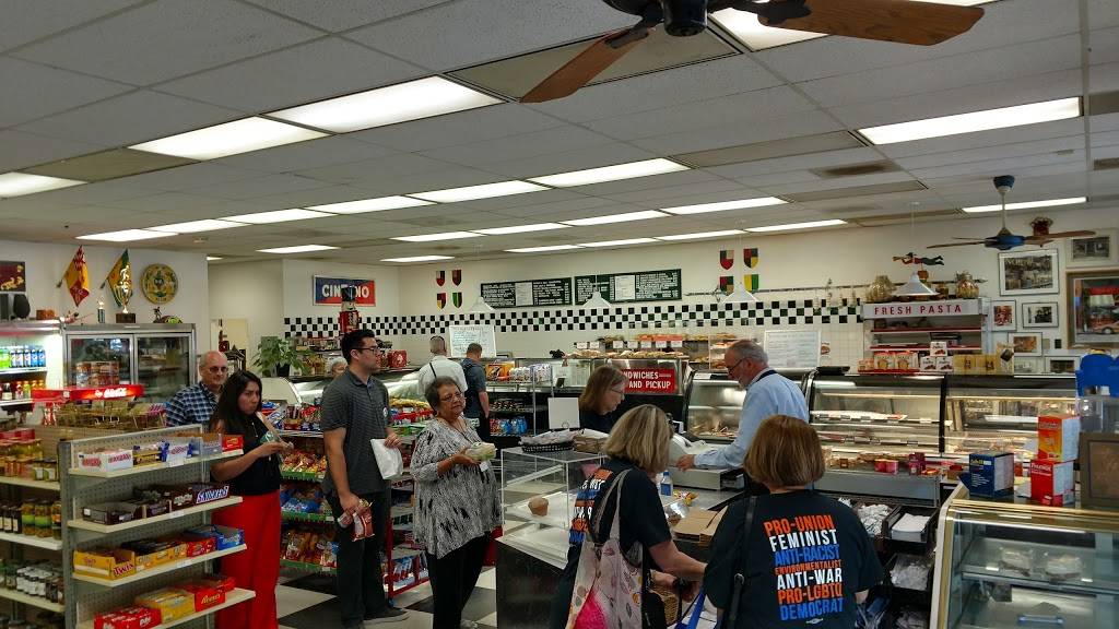 Pennisis Deli | meal takeaway | 1237 J St, Sacramento, CA 95814, USA | 9164485610 OR +1 916-448-5610