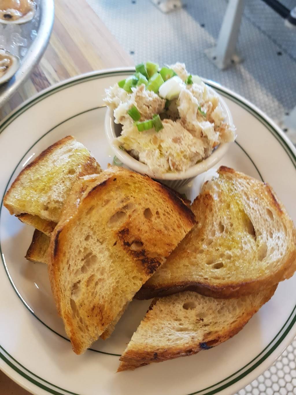 Greenpoint Fish & Lobster Co. | restaurant | 114 Nassau Ave, Brooklyn, NY 11222, USA | 7183490400 OR +1 718-349-0400