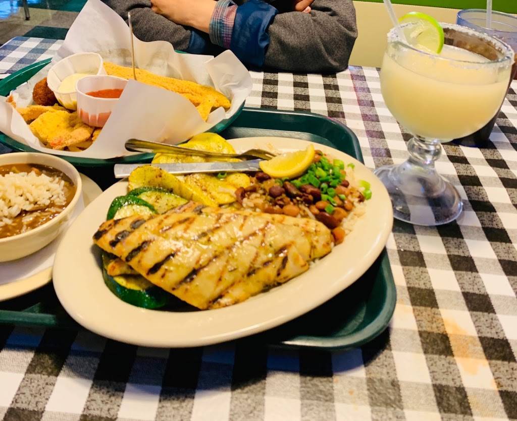 Flying Fish | restaurant | 300 E Abram St #100, Arlington, TX 76010, USA | 8173033335 OR +1 817-303-3335