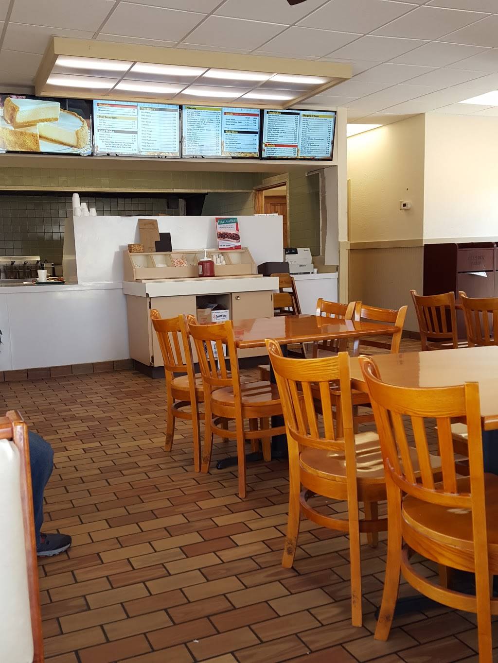 King Gyros | restaurant | 1827 N Michigan St, Plymouth, IN 46563, USA | 5749354044 OR +1 574-935-4044