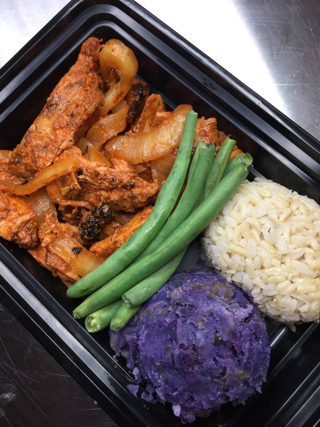 MACROFIT Meal Prepping | restaurant | 9849 Atlantic Ave unit m, South Gate, CA 90280, USA | 5624184193 OR +1 562-418-4193