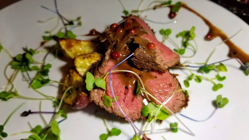 121 Tapas on the Water | restaurant | 121 Melody Ln, Fort Pierce, FL 34950, USA | 7727810943 OR +1 772-781-0943