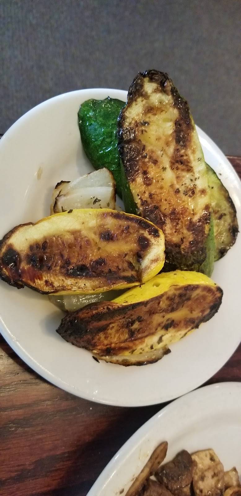 Sheshco Mediterranean Grill | restaurant | 2121 Celebration Dr NE #700, Grand Rapids, MI 49525, USA | 6163640600 OR +1 616-364-0600