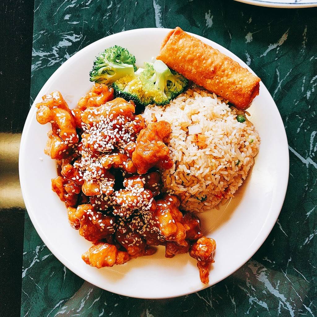 China Wok | restaurant | 6771 University Ave, Middleton, WI 53562, USA | 6088260333 OR +1 608-826-0333