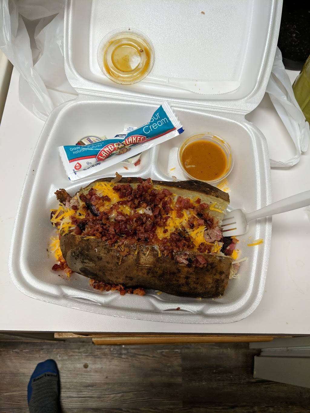 Smokey Pig BBQ | restaurant | 1617 11th Ave, Columbus, GA 31901, USA | 7063279253 OR +1 706-327-9253