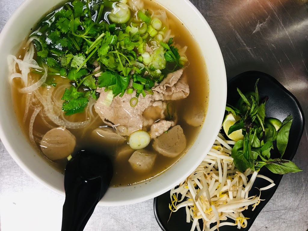 Noodle Shack | restaurant | 200 Crown St, New Haven, CT 06510, USA | 2038217578 OR +1 203-821-7578