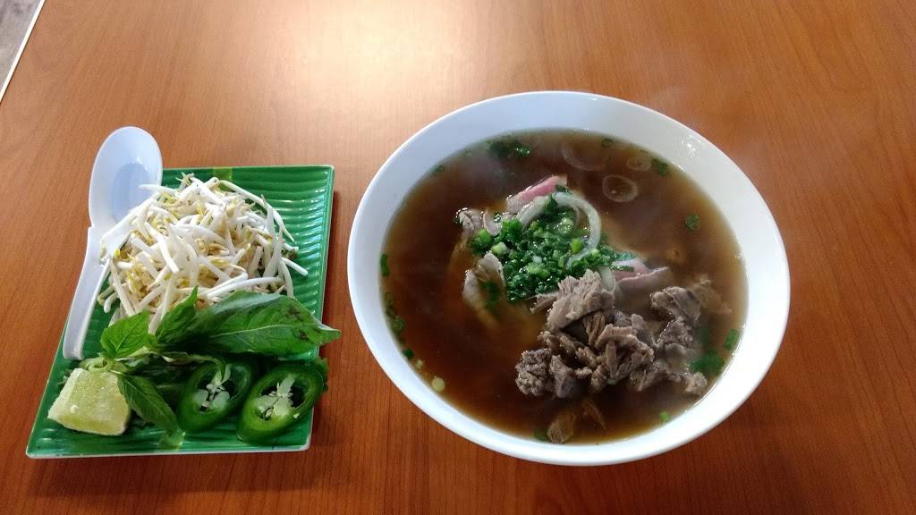 Pho Brothers | restaurant | Market on University Plaza, 1015 S University Dr, Plantation, FL 33324, USA | 9549822828 OR +1 954-982-2828