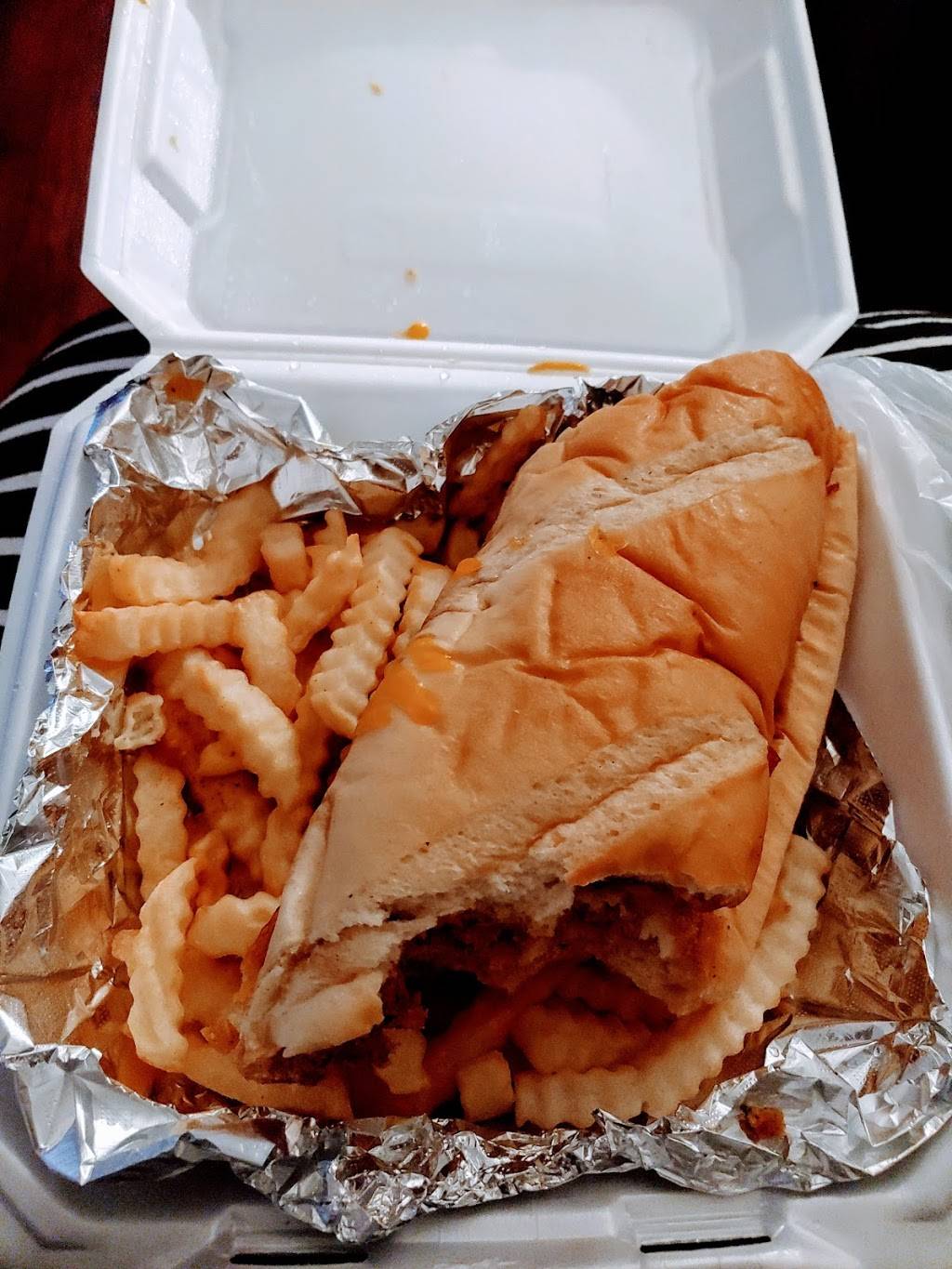 Poe Bouyz House | restaurant | 3500 N I- 35 Service Rd, Oklahoma City, OK 73111, USA | 4054580556 OR +1 405-458-0556