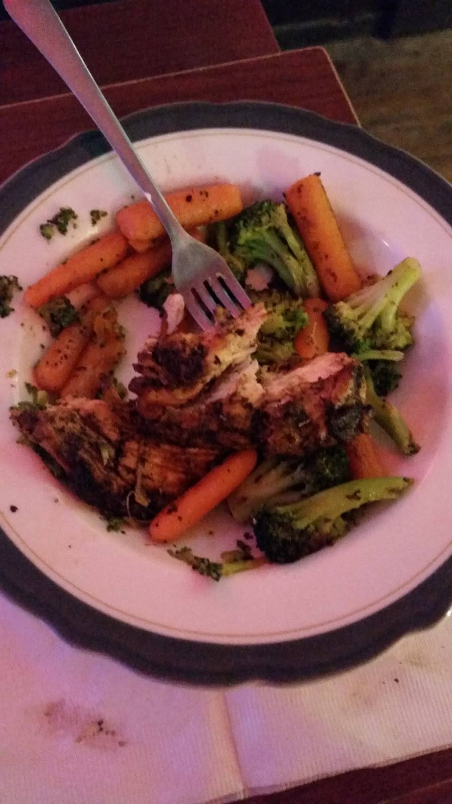 Harolds Bar | restaurant | 1318 E Main St #3763, Albert Lea, MN 56007, USA | 5073730965 OR +1 507-373-0965