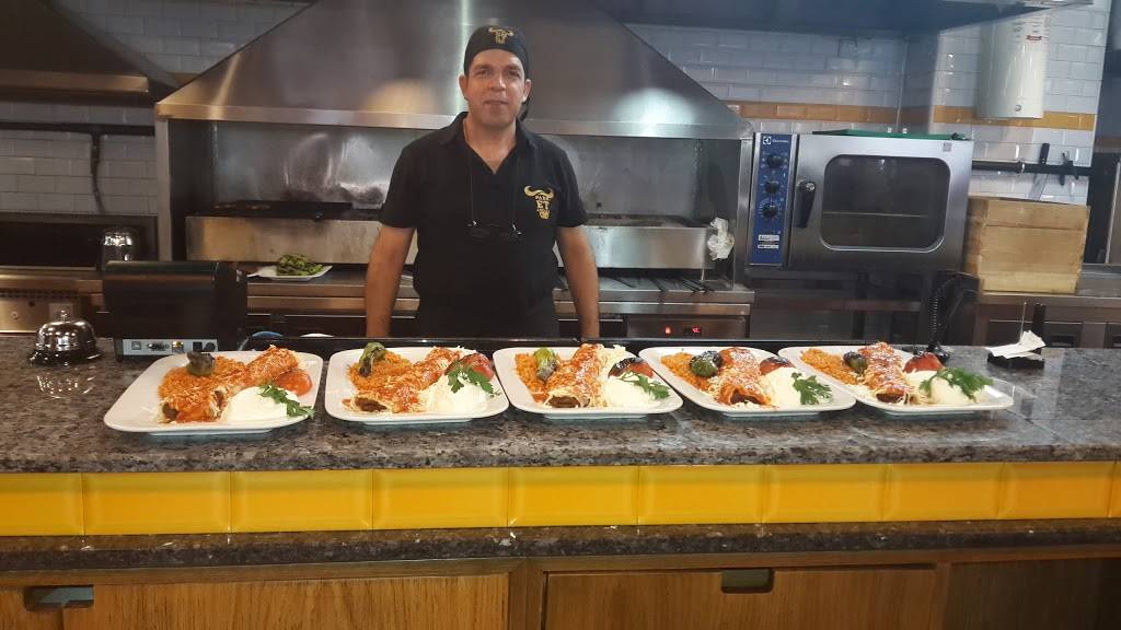 Turquoise Grill | restaurant | 3720 Northwest Loop 410, San Antonio, TX 78229, USA | 2107362887 OR +1 210-736-2887