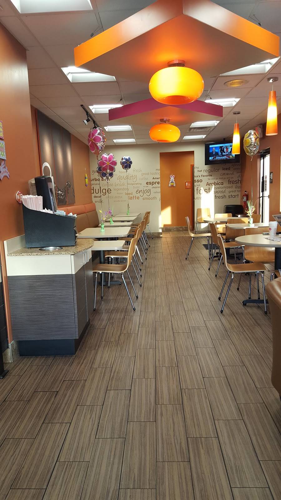 Dunkin | cafe | 3430 University Blvd S, Jacksonville, FL 32216, USA | 9045495832 OR +1 904-549-5832