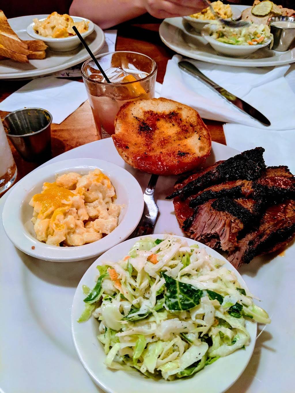 Jim N Nicks Bar-B-Q | restaurant | 872 Fording Island Rd, Bluffton, SC 29910, USA | 8437069741 OR +1 843-706-9741