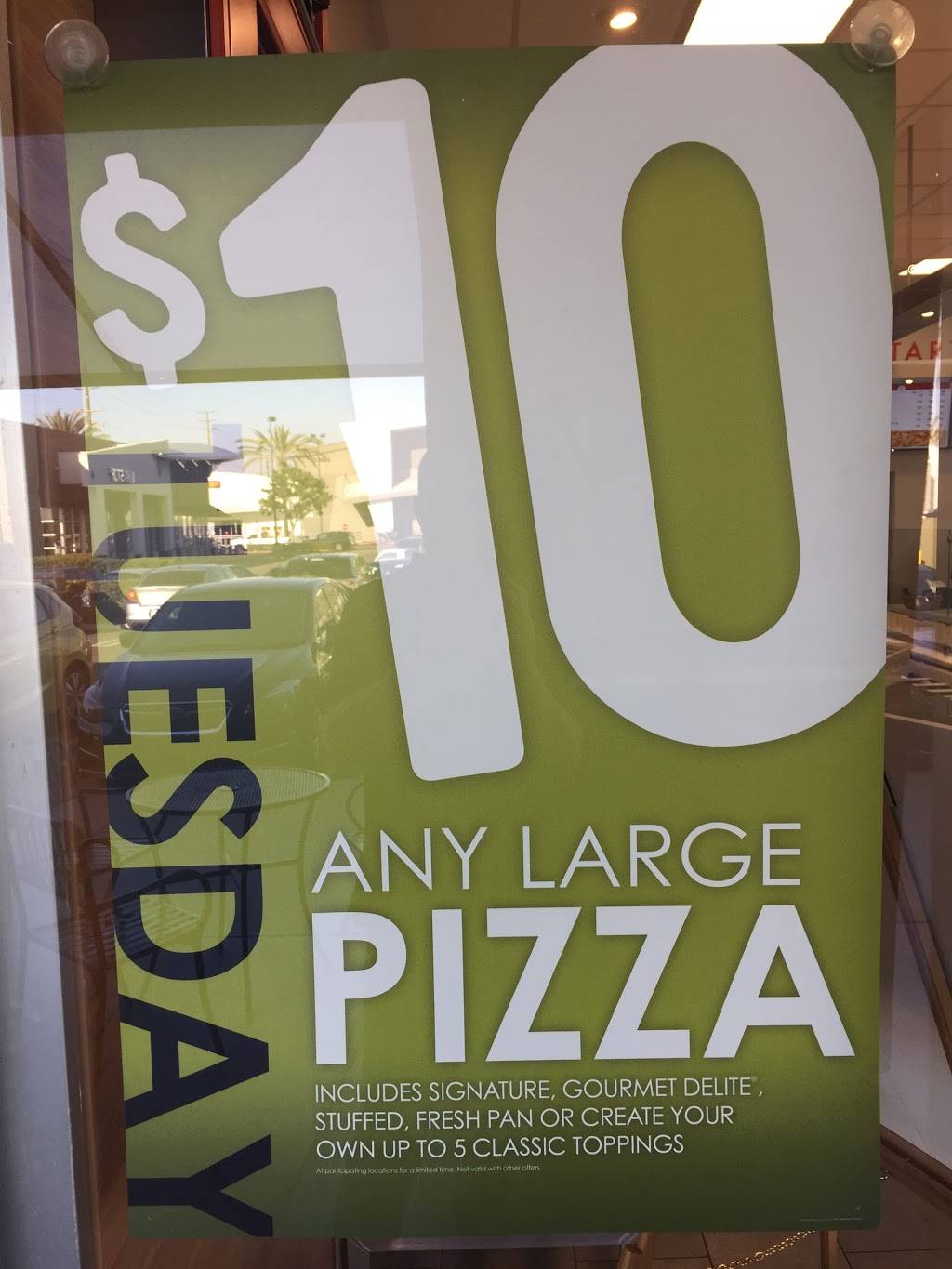 Papa Murphys Take N Bake Pizza | meal takeaway | 2300 Harbor Blvd n7, Costa Mesa, CA 92626, USA | 9496462253 OR +1 949-646-2253