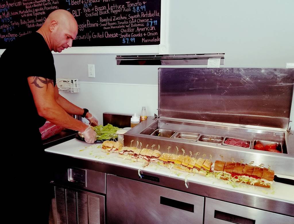 Perricones A Soup & Sandwich Joint | cafe | 14 Grand Ave, Fox Lake, IL 60020, USA | 2242256246 OR +1 224-225-6246