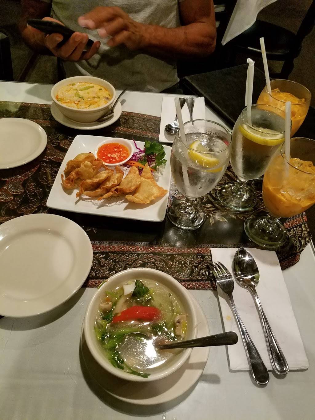 Thai Basil Restaurant | restaurant | 5800 Red Bug Lake Rd, Winter Springs, FL 32708, USA | 4076998889 OR +1 407-699-8889