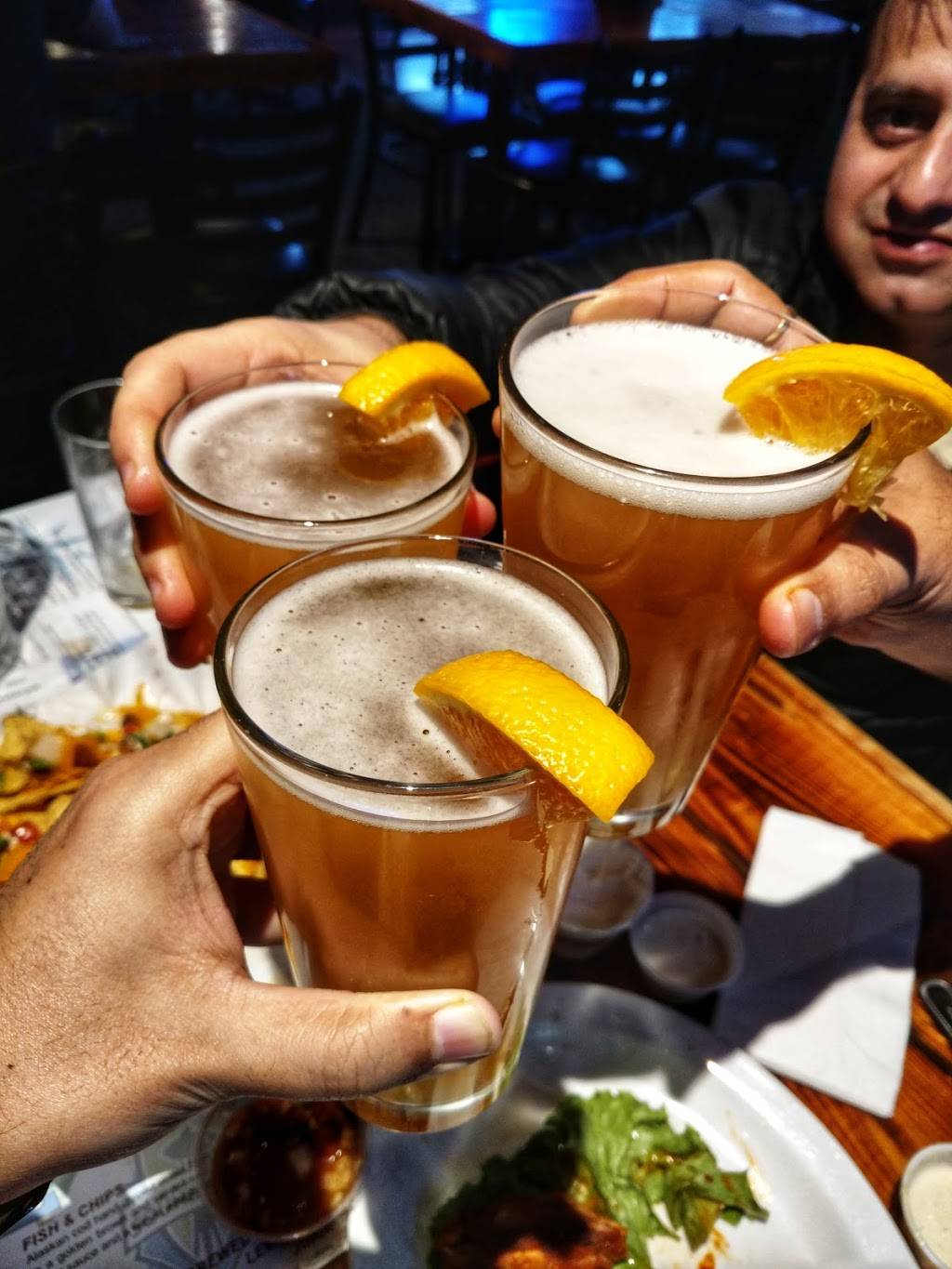 Damans Tavern | restaurant | 14810 NE 24th St, Redmond, WA 98052, USA | 4258818801 OR +1 425-881-8801