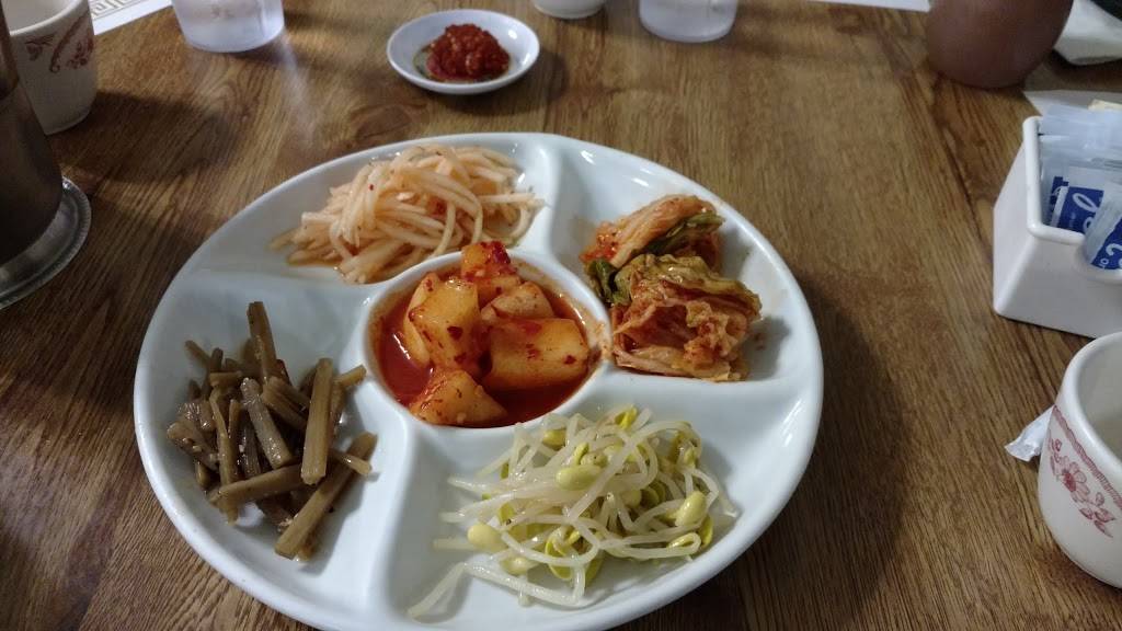 Lemont House Restaurant | restaurant | 210 Main St, Lemont, IL 60439, USA | 6302573080 OR +1 630-257-3080