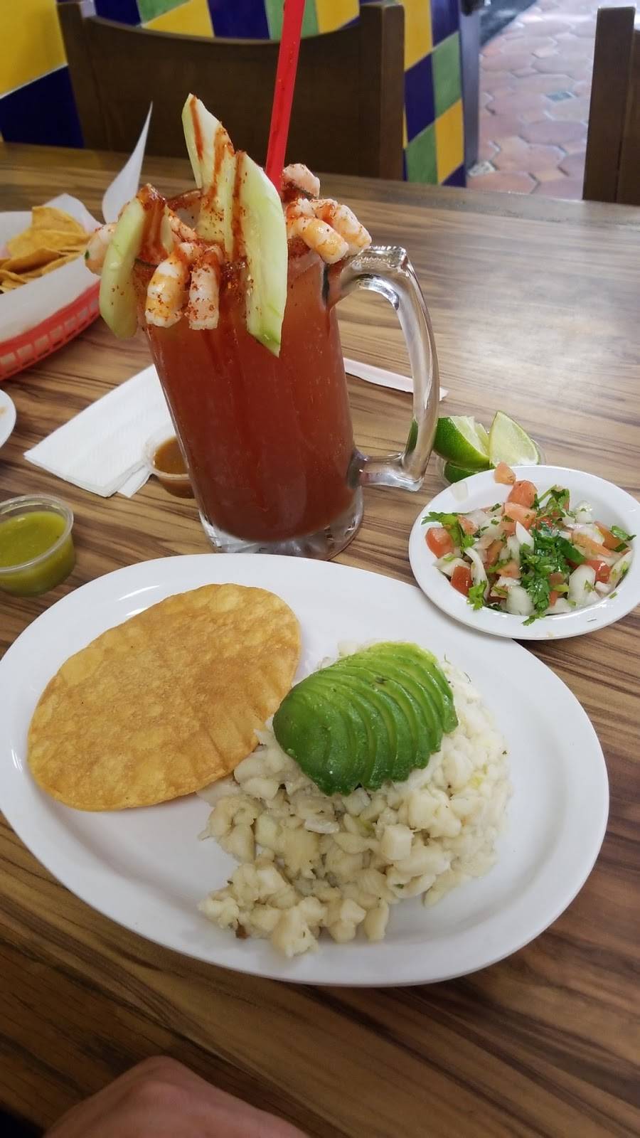 La Sirenita Express Mexican Food | restaurant | 4200, 15355 Sherman Way a, Van Nuys, CA 91406, USA | 8189099080 OR +1 818-909-9080