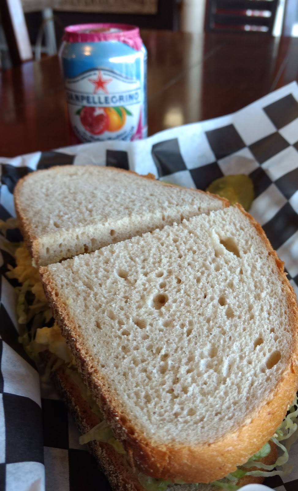 Whitehouse General Store | restaurant | 98 Old Hwy 28, Whitehouse Station, NJ 08889, USA | 9088234246 OR +1 908-823-4246