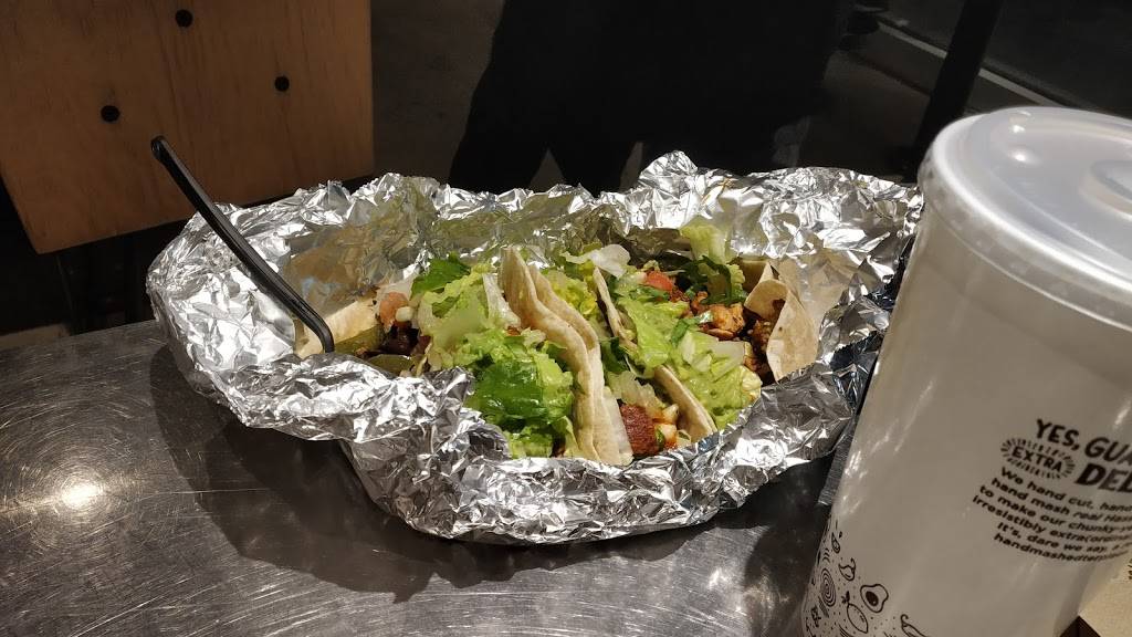 Chipotle Mexican Grill | restaurant | 5097 Dressler Rd NW, Canton, OH 44718, USA | 3304931648 OR +1 330-493-1648