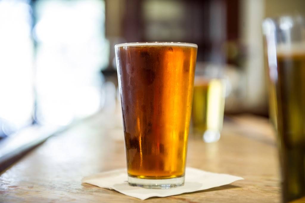 Robbers Row Grill | restaurant | 10 Clubhouse Dr, Hilton Head Island, SC 29928, USA | 8436811751 OR +1 843-681-1751