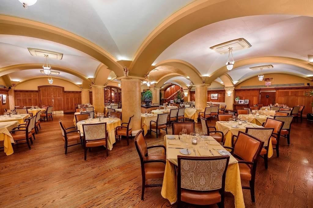 Capitol Grille | restaurant | 231 6th Ave N, Nashville, TN 37219, USA | 6153457116 OR +1 615-345-7116