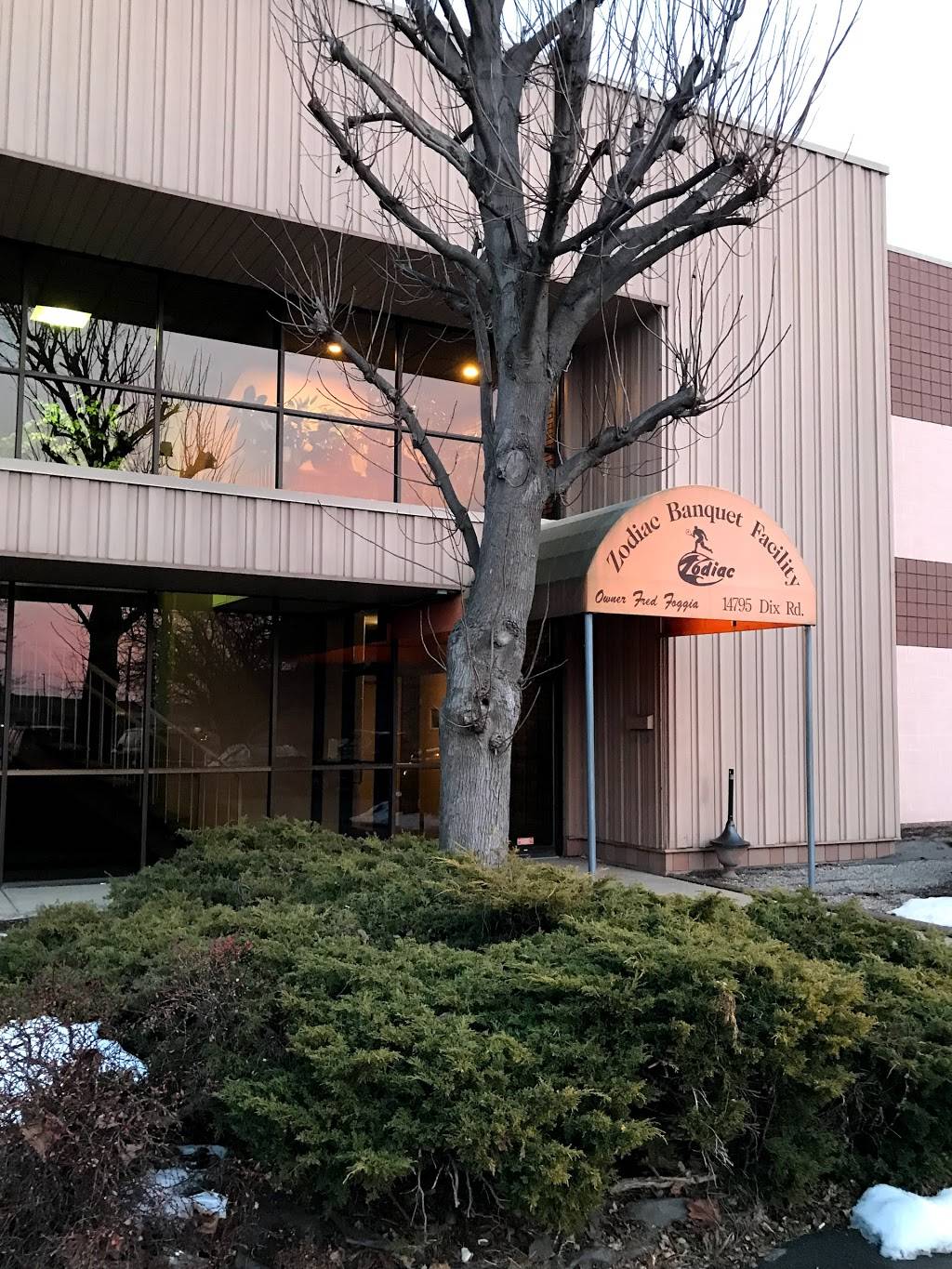 Foggias Pizzeria | restaurant | 14795 Dix Toledo Rd, Southgate, MI 48195, USA | 7342841030 OR +1 734-284-1030