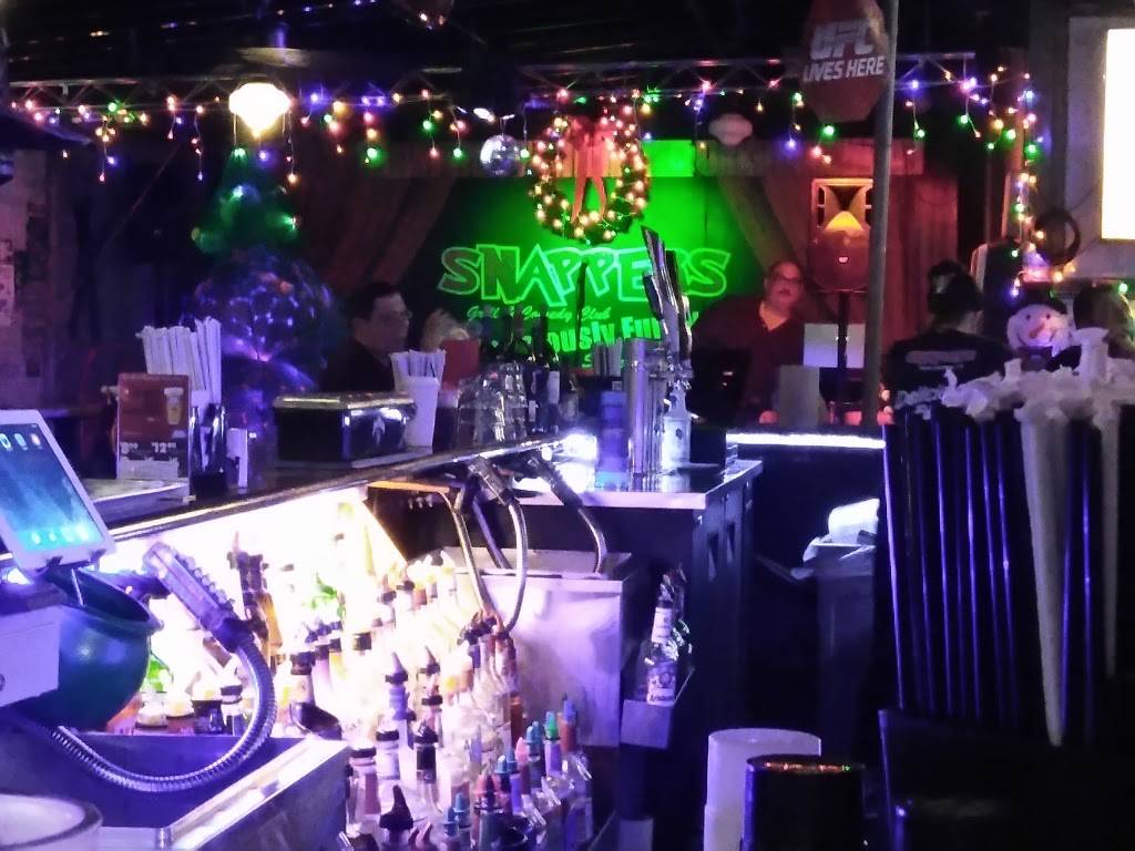 Snappers Grill & Comedy Club | restaurant | 36657 US Hwy 19 N, Palm Harbor, FL 34684, USA | 7279382027 OR +1 727-938-2027