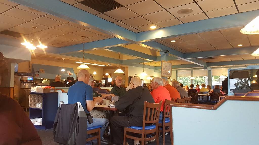 Jennys Family Restaurant | restaurant | 1702 Grand Ave, Wausau, WI 54403, USA | 7152612700 OR +1 715-261-2700