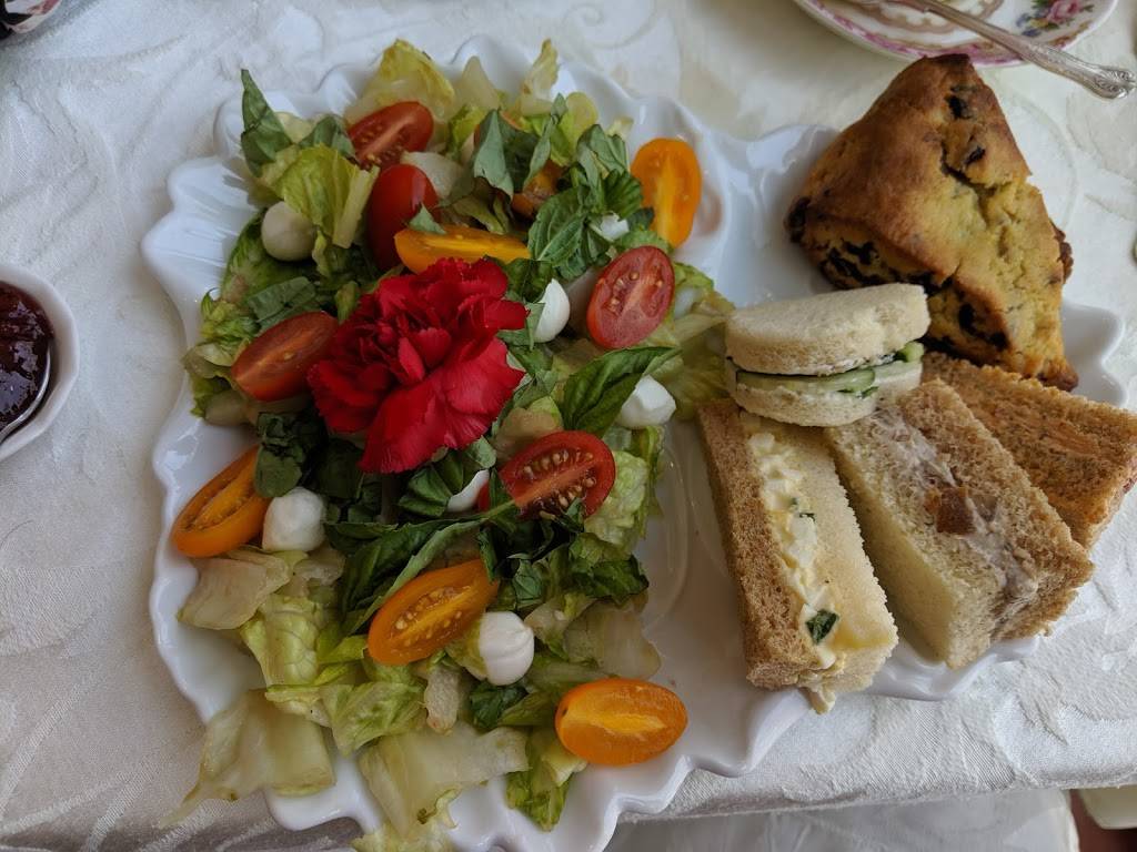 Lisas Tea Treasures | restaurant | 2305 S Winchester Blvd #110, Campbell, CA 95008, USA | 4083717377 OR +1 408-371-7377