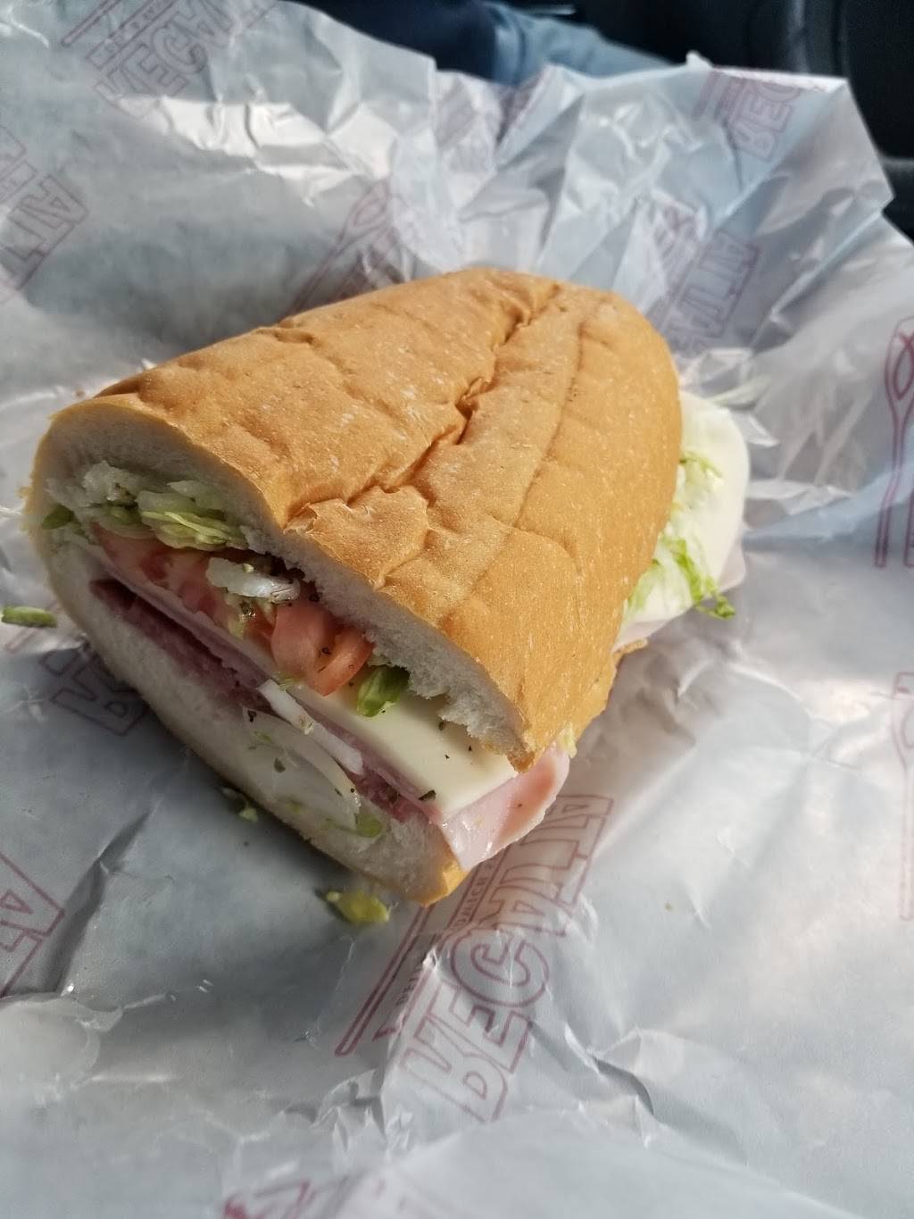 Regatta Deli | restaurant | 28 Lake Ave, Worcester, MA 01604, USA | 5087566916 OR +1 508-756-6916